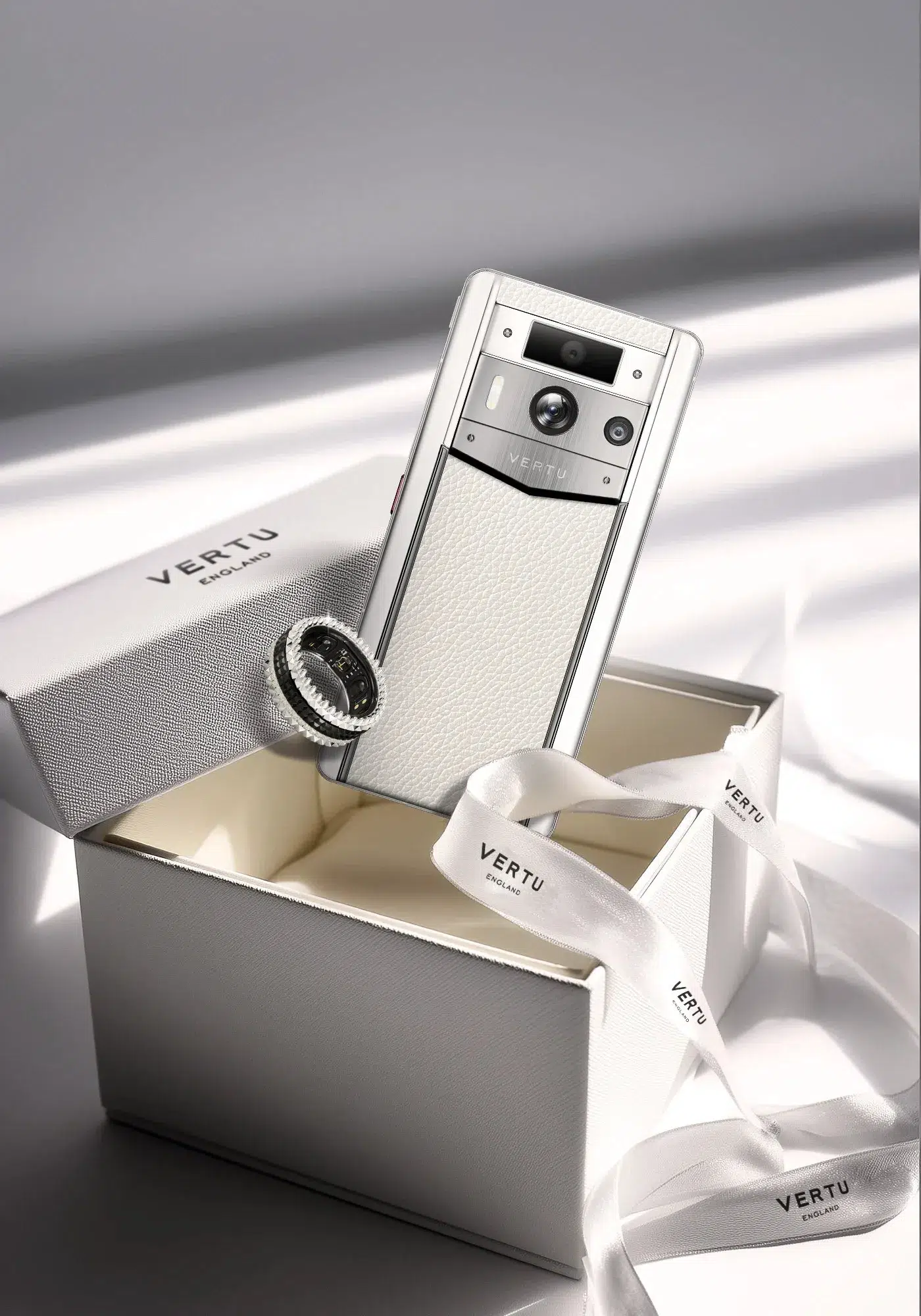 Metavertu 2 MAX Pure White – Elegance Collection